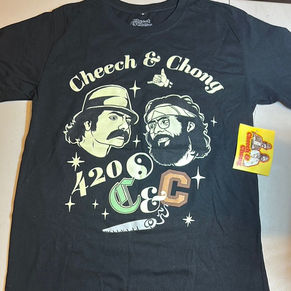 NWT Cheech & Chong Its Always 420 Somewhere Graphic T-Shirt